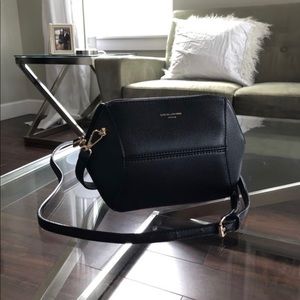 David jones black shoulder bag